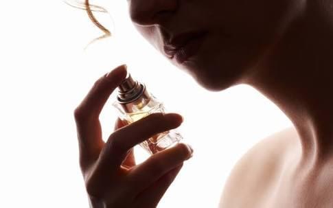Kışın Parfüm Seçimi Nasıl Olmalı?